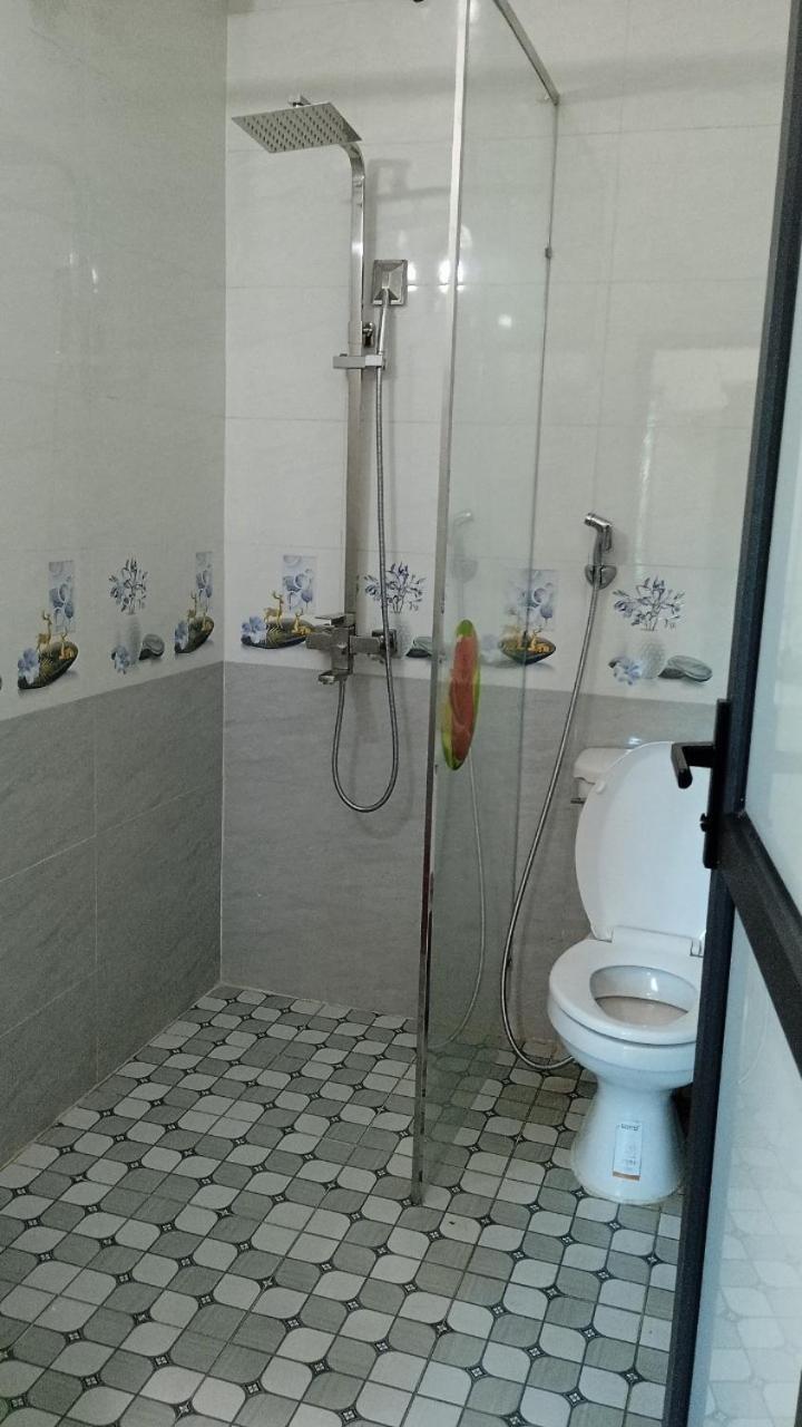 Hotel Thanh Binh 2 Hà Tĩnh Buitenkant foto